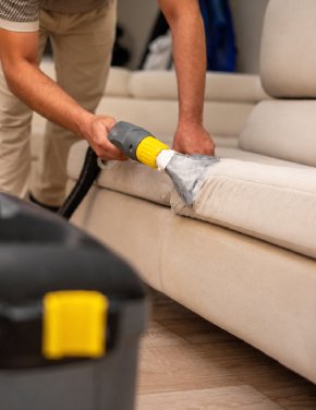 Deep cleaning services for homes and offices